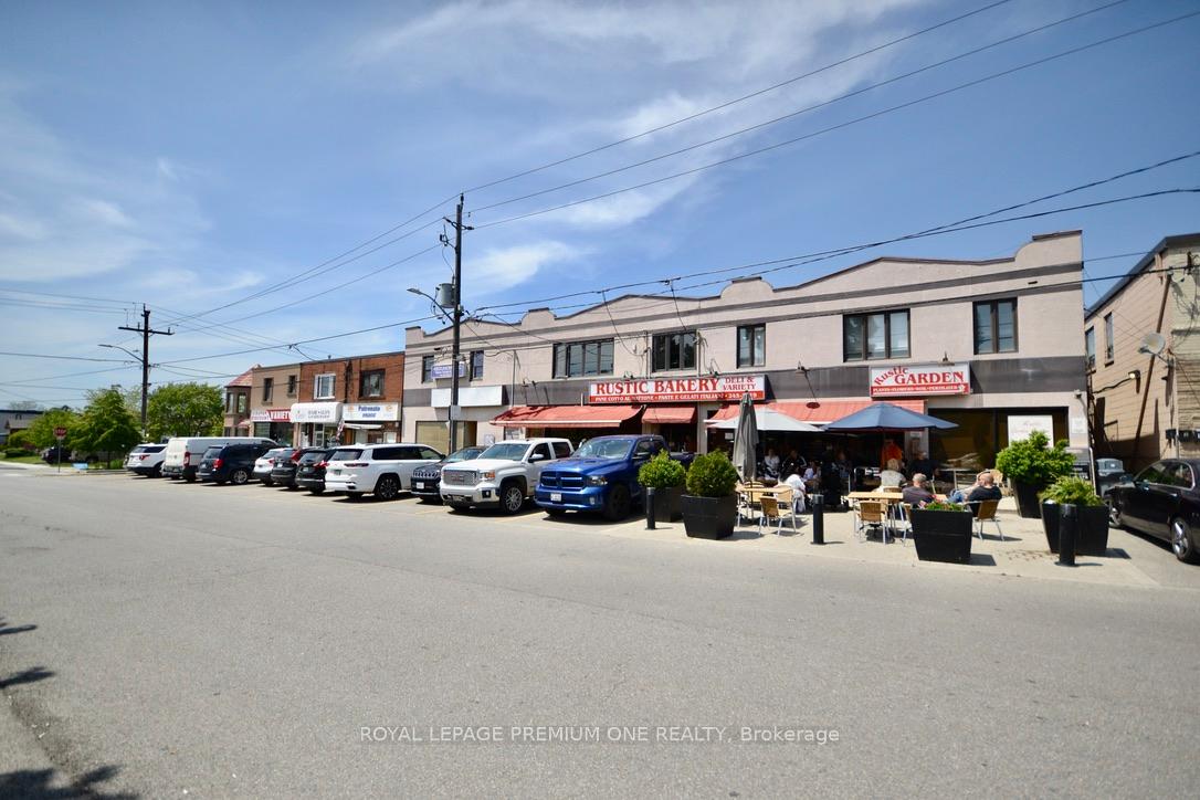 312 Rustic Road B & C, Toronto W04, ON M6L 1W5 — Toronto W04, Ontario