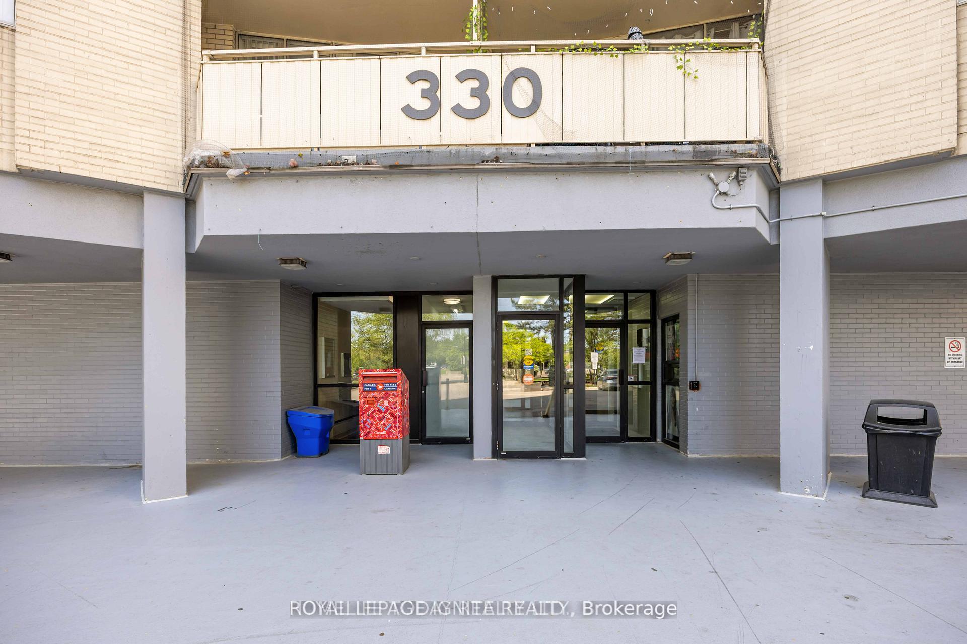 330 Dixon Road 1603, Toronto W09 — photo 2 of 5