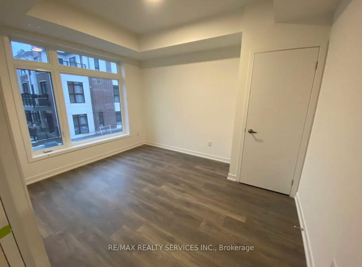 120 Canon Jackson Drive E 211, Toronto W04 — photo 4 of 5