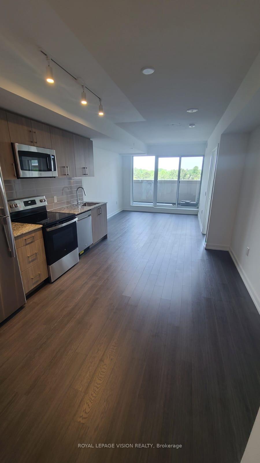 4010 Eglinton Avenue W 508, Toronto W09 — photo 2 of 5