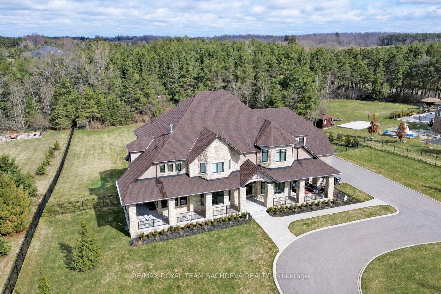 76 Buckstown Trail, Caledon, ON L7E 3E8 — Caledon, Ontario