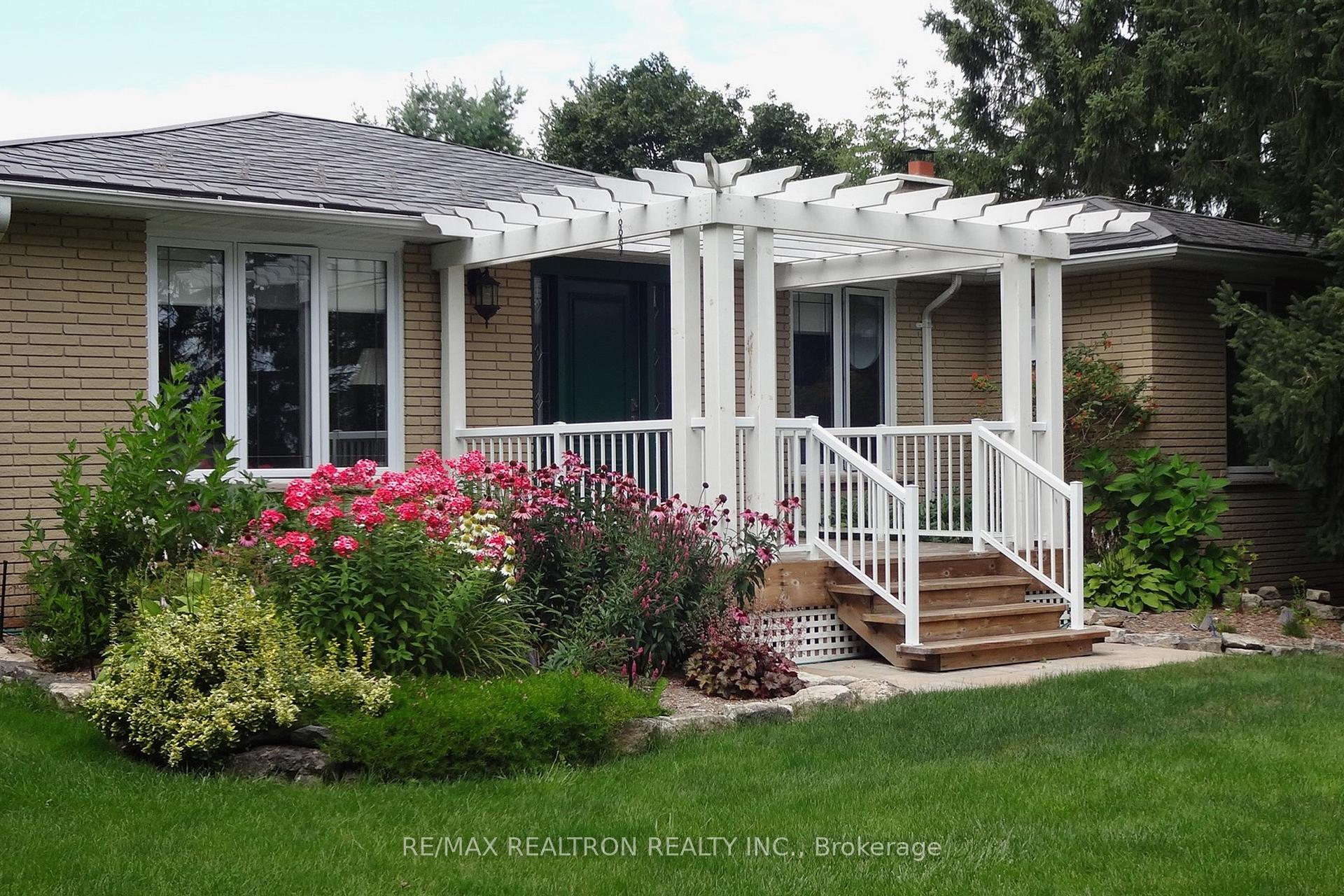 26 Kennedy Road, Caledon — photo 2 of 5