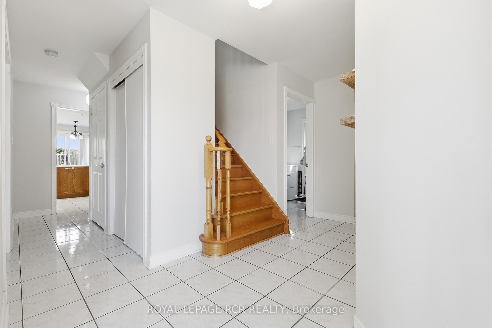 50 Whitbread Avenue, Caledon — photo 3 of 5