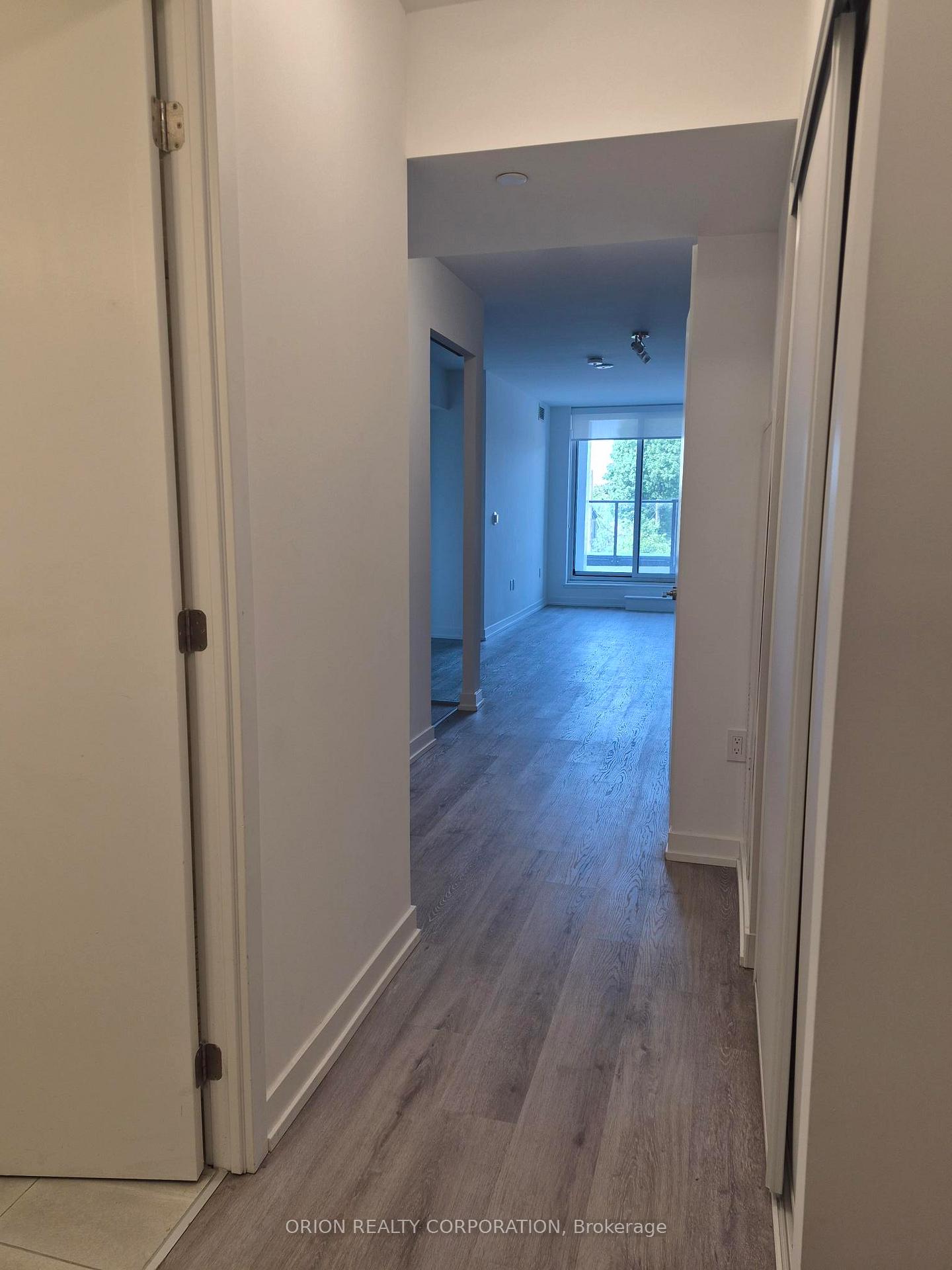 556 Marlee Avenue 226, Toronto W04 — photo 2 of 5