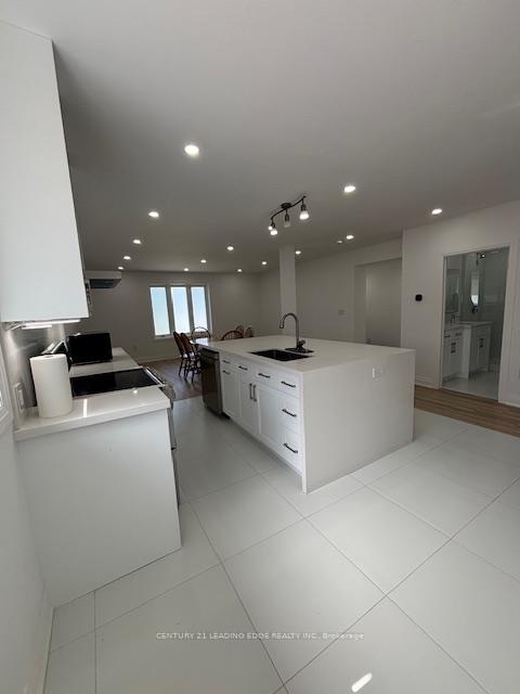 3 Kennebec Crescent Main, Toronto W10 — photo 4 of 5