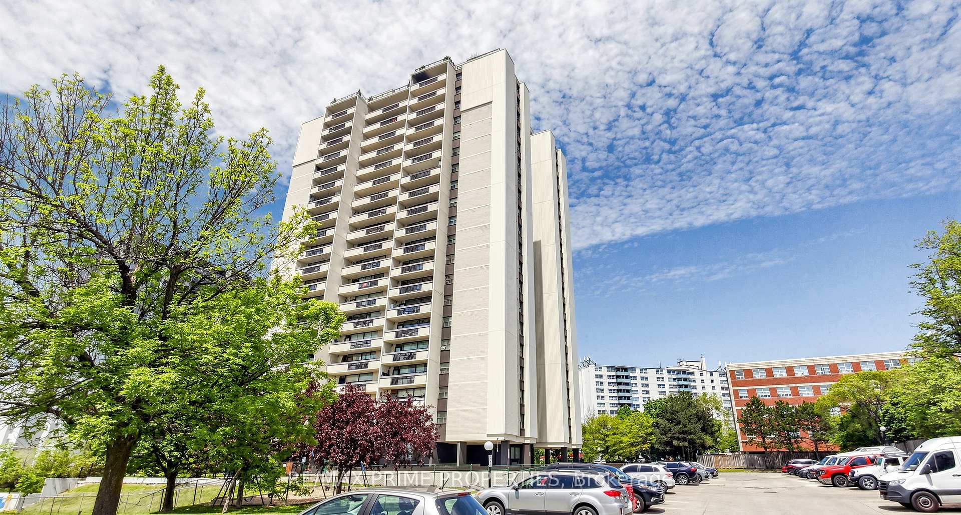 1455 Lawrence Avenue W 1404, Toronto W04 — photo 2 of 5