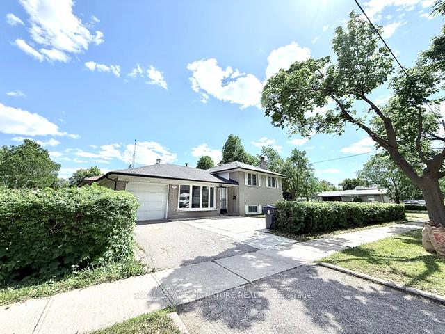 77 Porterfield Road, Toronto W10, ON M9W 3J7 — Toronto W10, Ontario