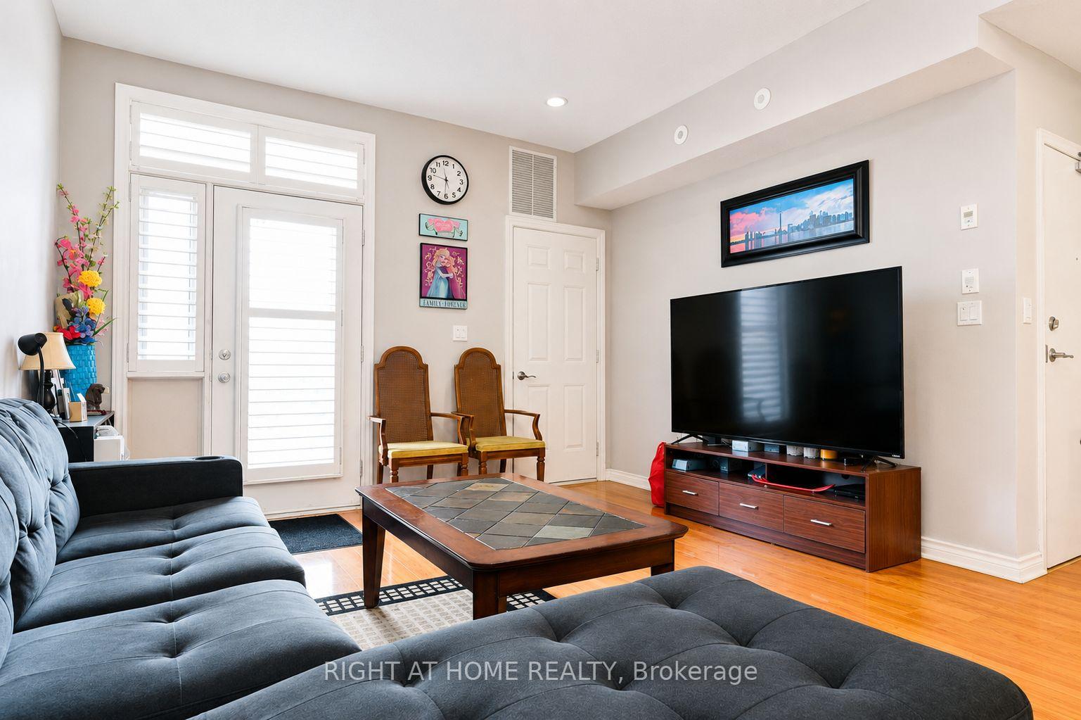 1949 W Lawrence Avenue W 8, Toronto W04 — photo 5 of 5
