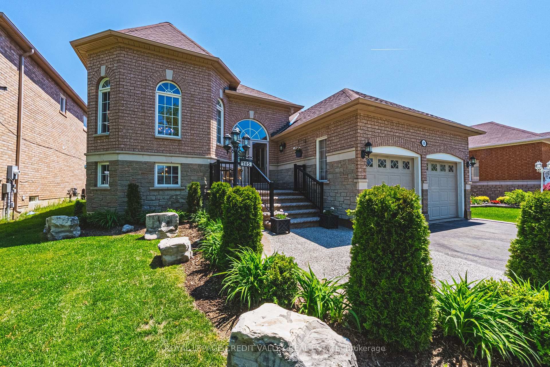 105 Pinebrook Circle, Caledon — photo 2 of 5