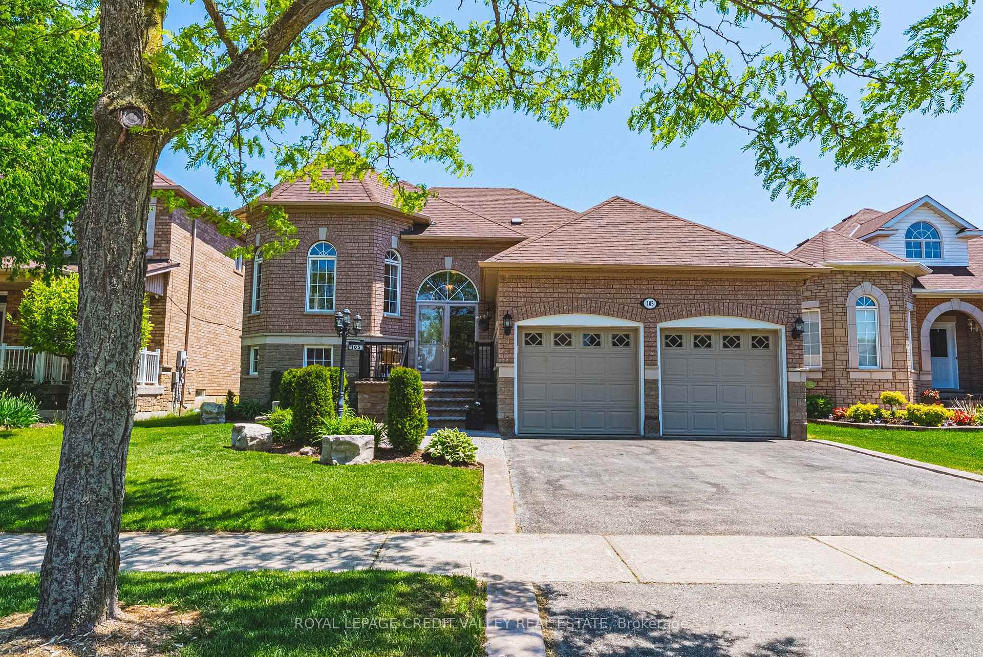 105 Pinebrook Circle, Caledon — photo 3 of 5