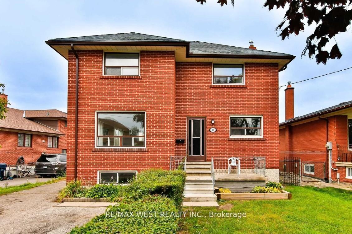16 Upwood Avenue, Toronto W04 — photo 2 of 5