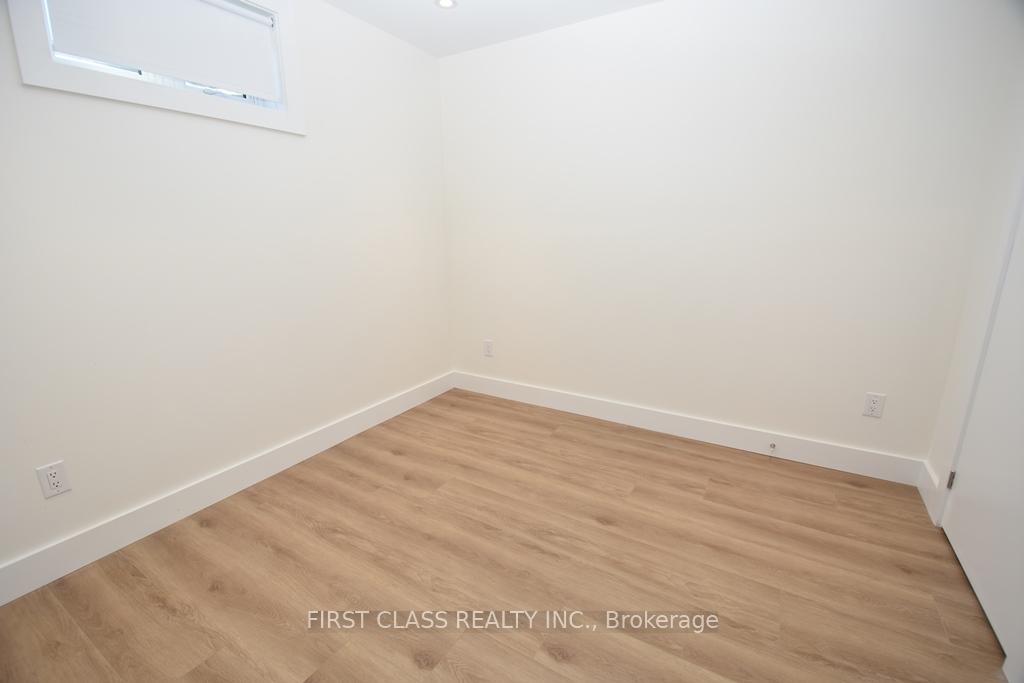 51 Craydon Avenue 4, Toronto W04 — photo 5 of 5
