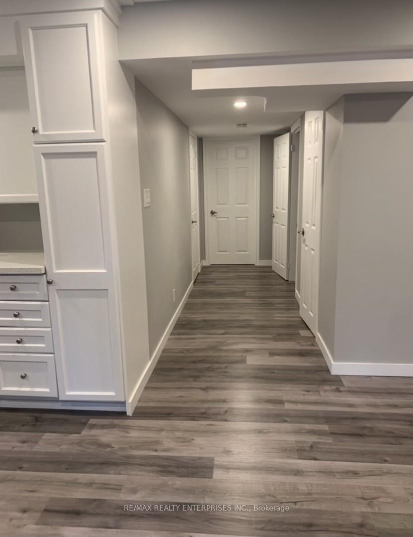 3 Cross Country Boulevard lower unit, Caledon — photo 5 of 5