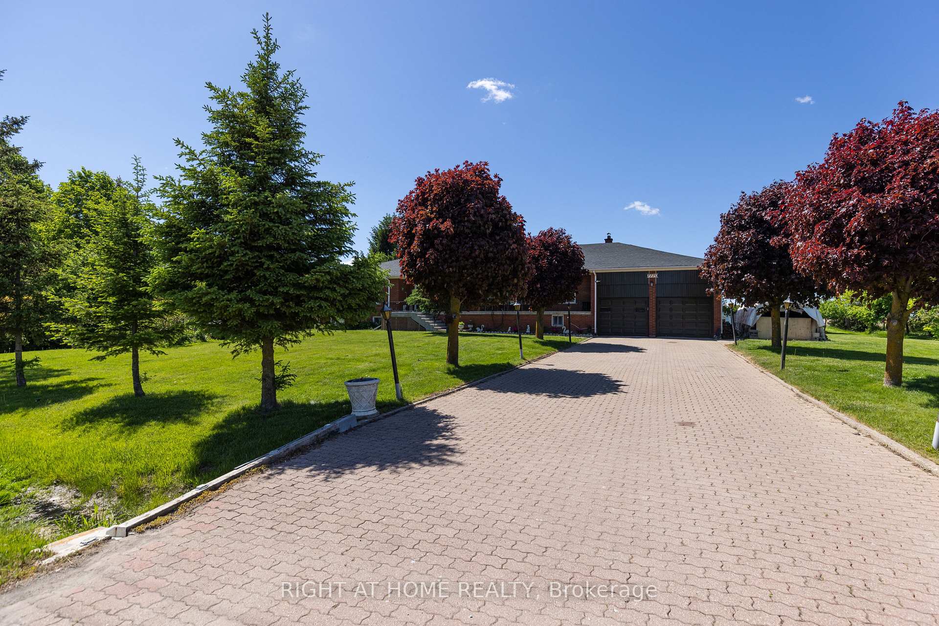 7770 Healey Road, Caledon — photo 2 of 5