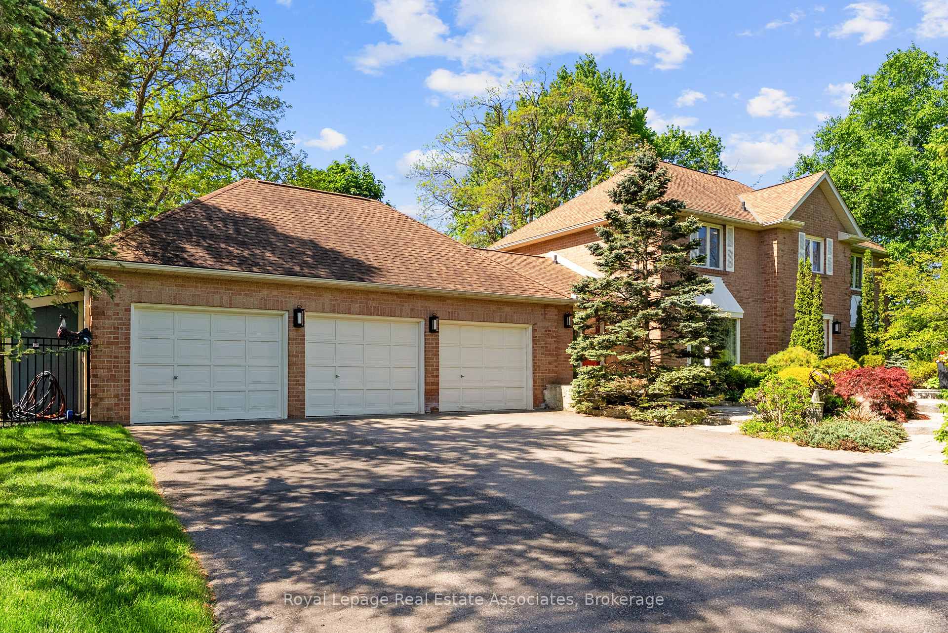 4 Wolf Crescent, Caledon — photo 2 of 5