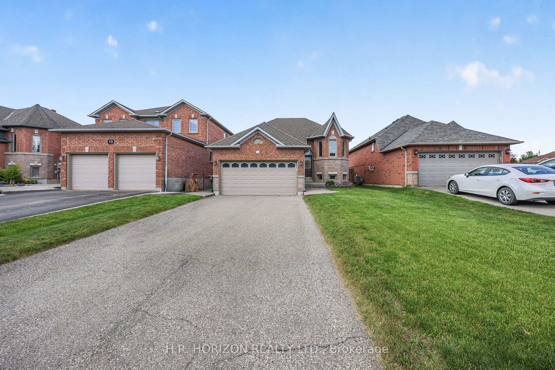 8 Schaefer Place, Caledon — photo 3 of 5
