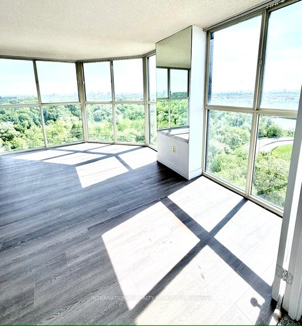 600 Rexdale Boulevard Lph2, Toronto W10, ON M9W 6T4 — Toronto W10, Ontario
