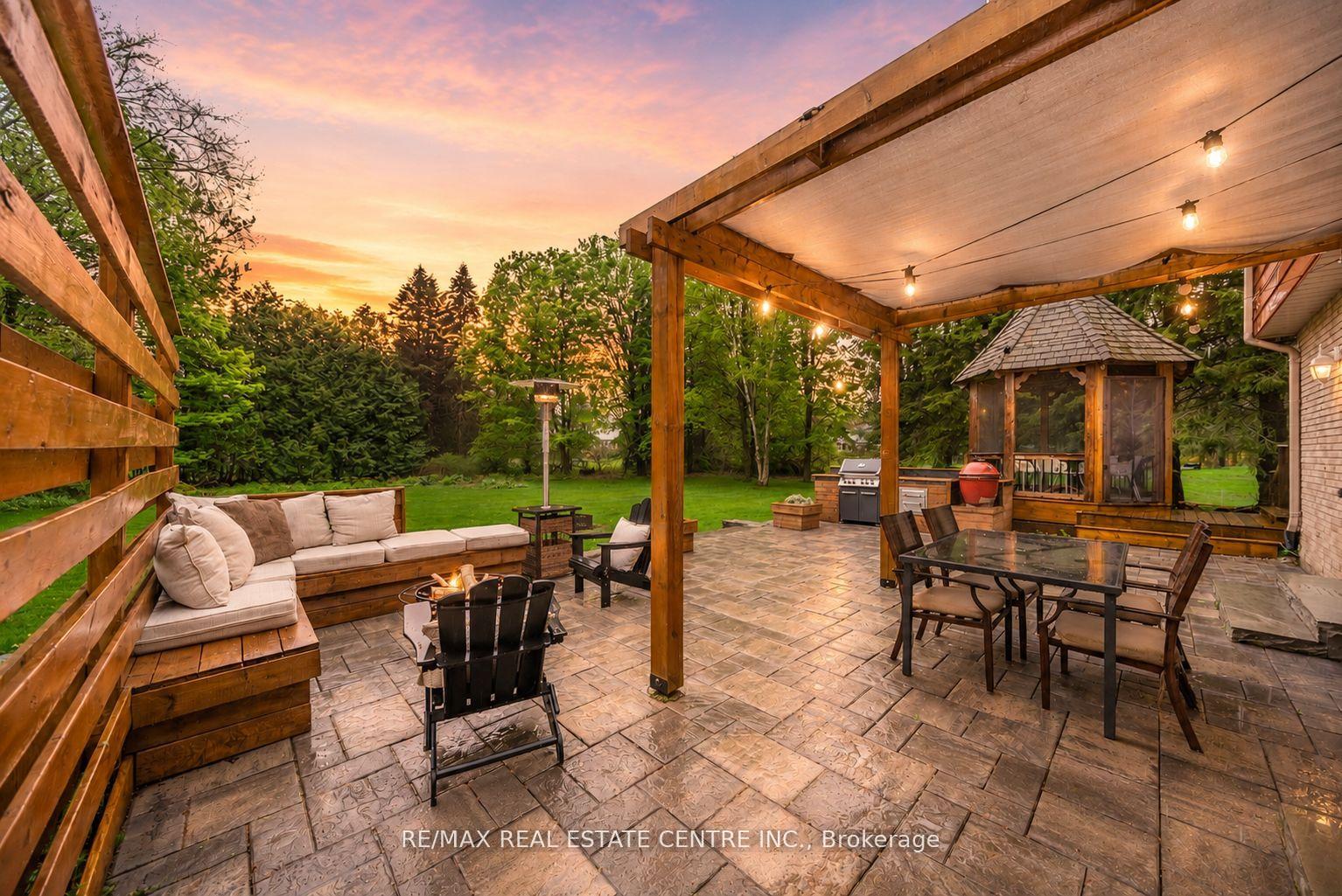 1684 Vaughan Drive, Caledon — photo 2 of 5