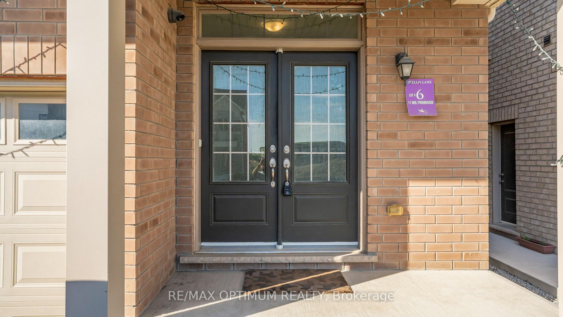 11 Neil Promenade, Caledon — photo 2 of 5