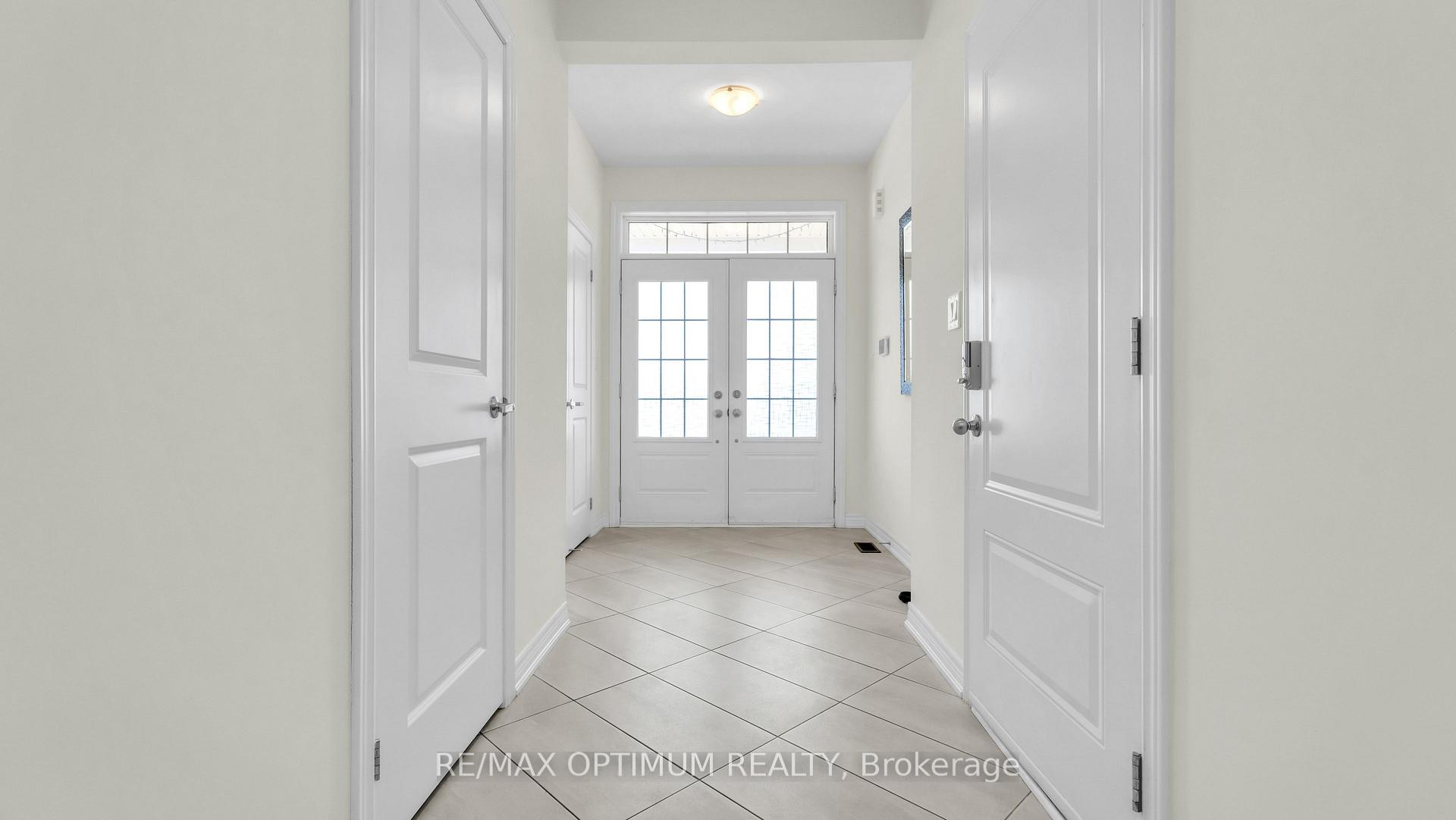 11 Neil Promenade, Caledon — photo 3 of 5