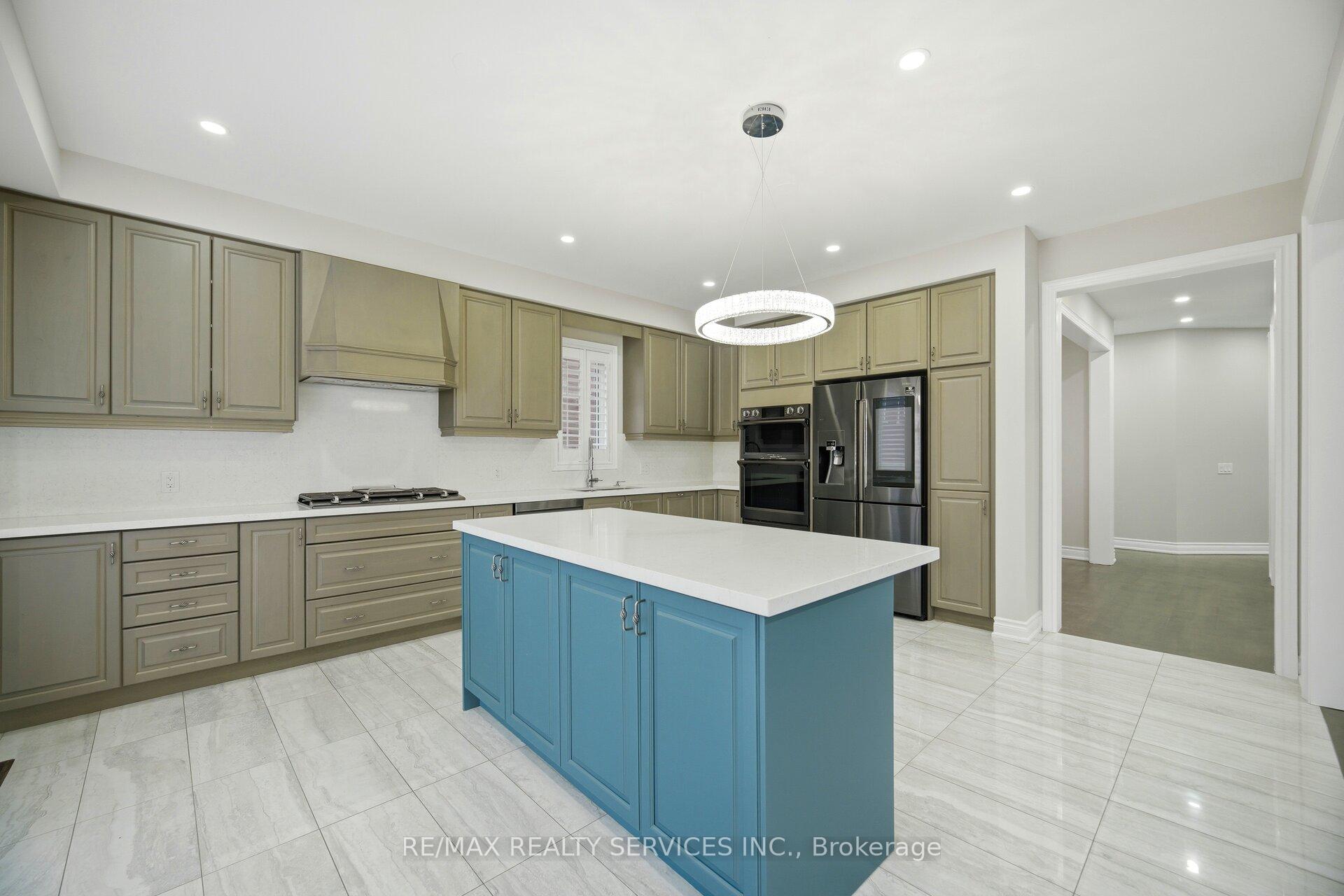 77 Deer Ridge Trail, Caledon — photo 2 of 5