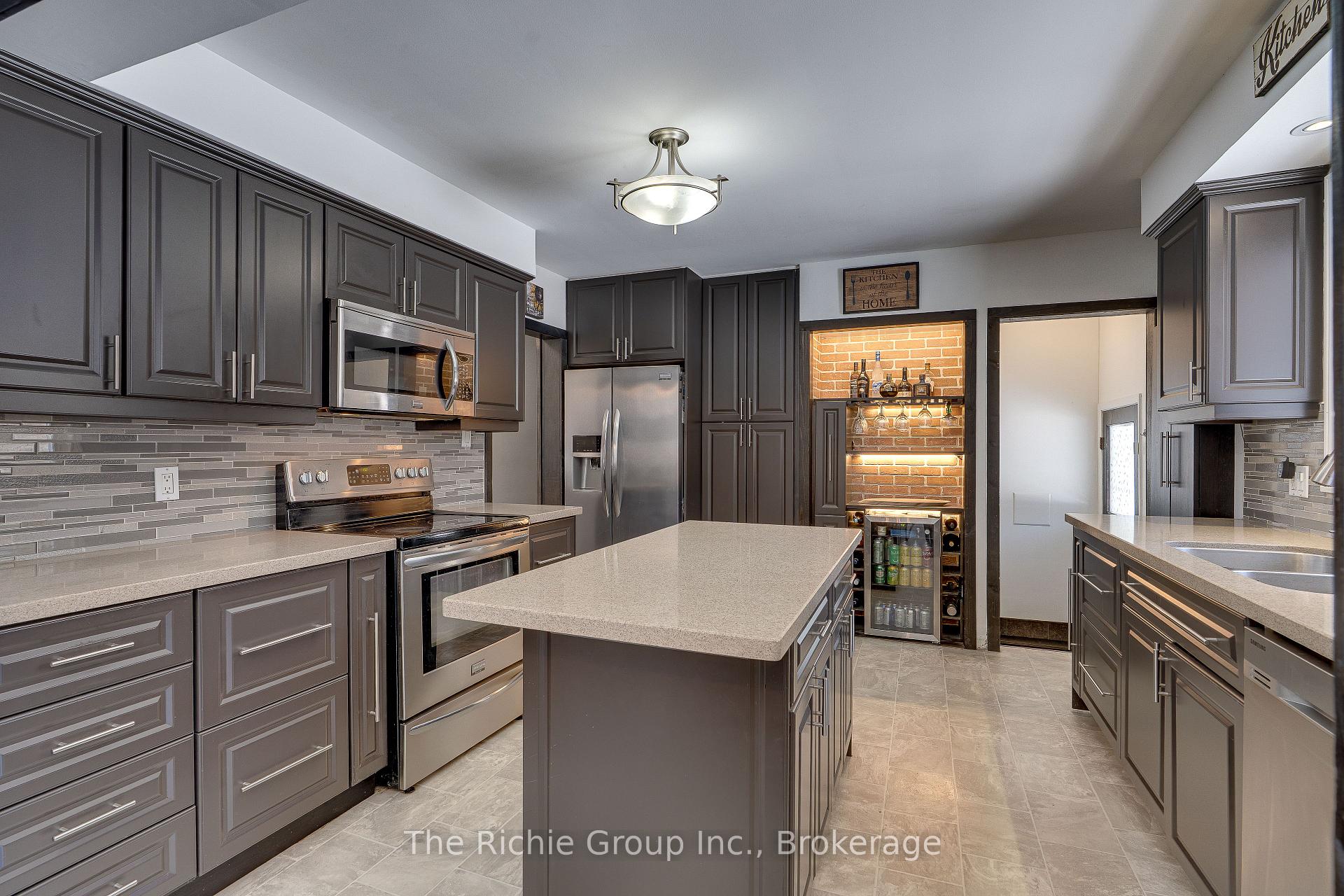 17 Travelled Road, Caledon — photo 4 of 5