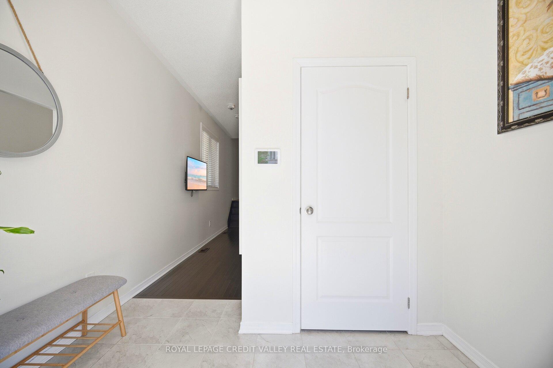 12 Frank Lane, Caledon — photo 4 of 5