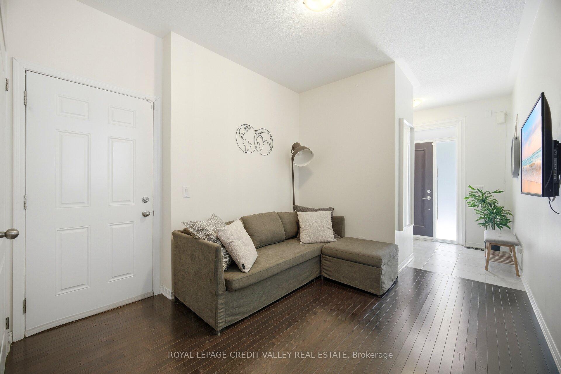 12 Frank Lane, Caledon — photo 5 of 5