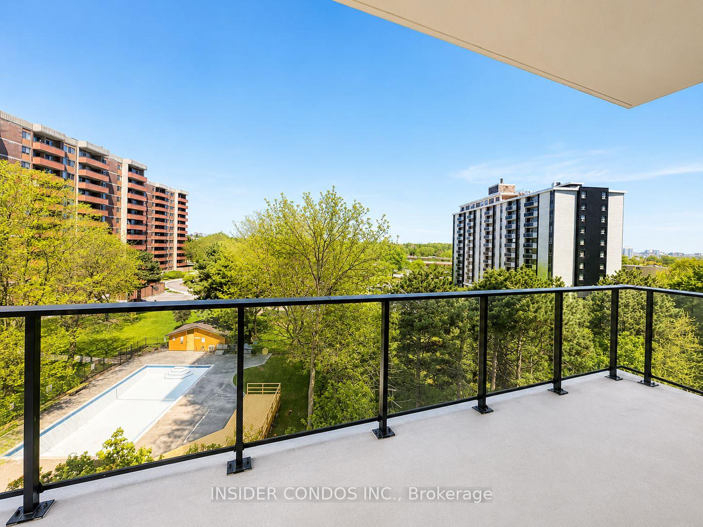 4010 Eglinton Avenue W 602, Toronto W09 — photo 4 of 5