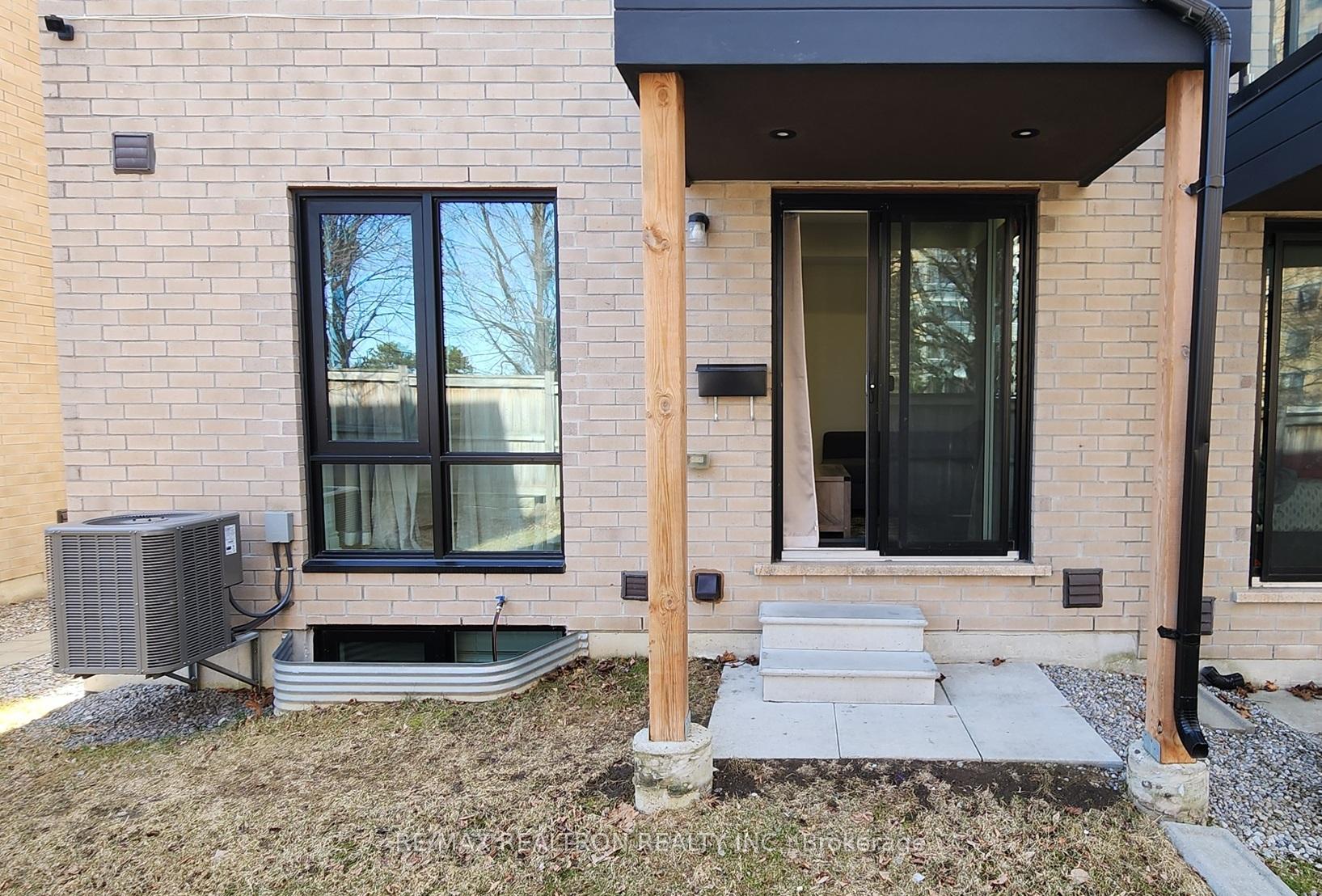 62 Pony Farm Drive, Toronto W09, ON M9R 0B3 — Toronto W09, Ontario
