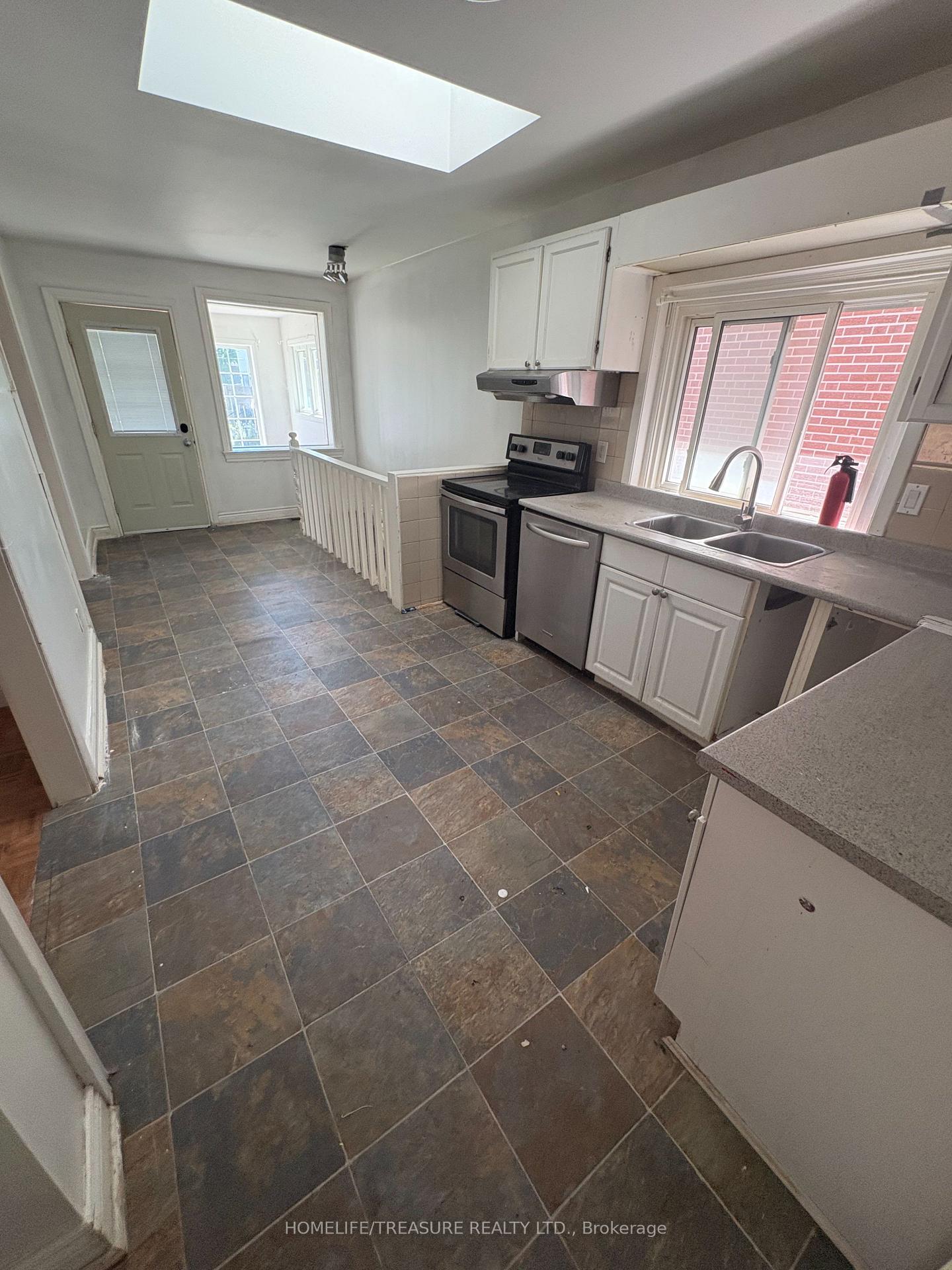 58 ROXALINE Street, Toronto W09 — photo 5 of 5