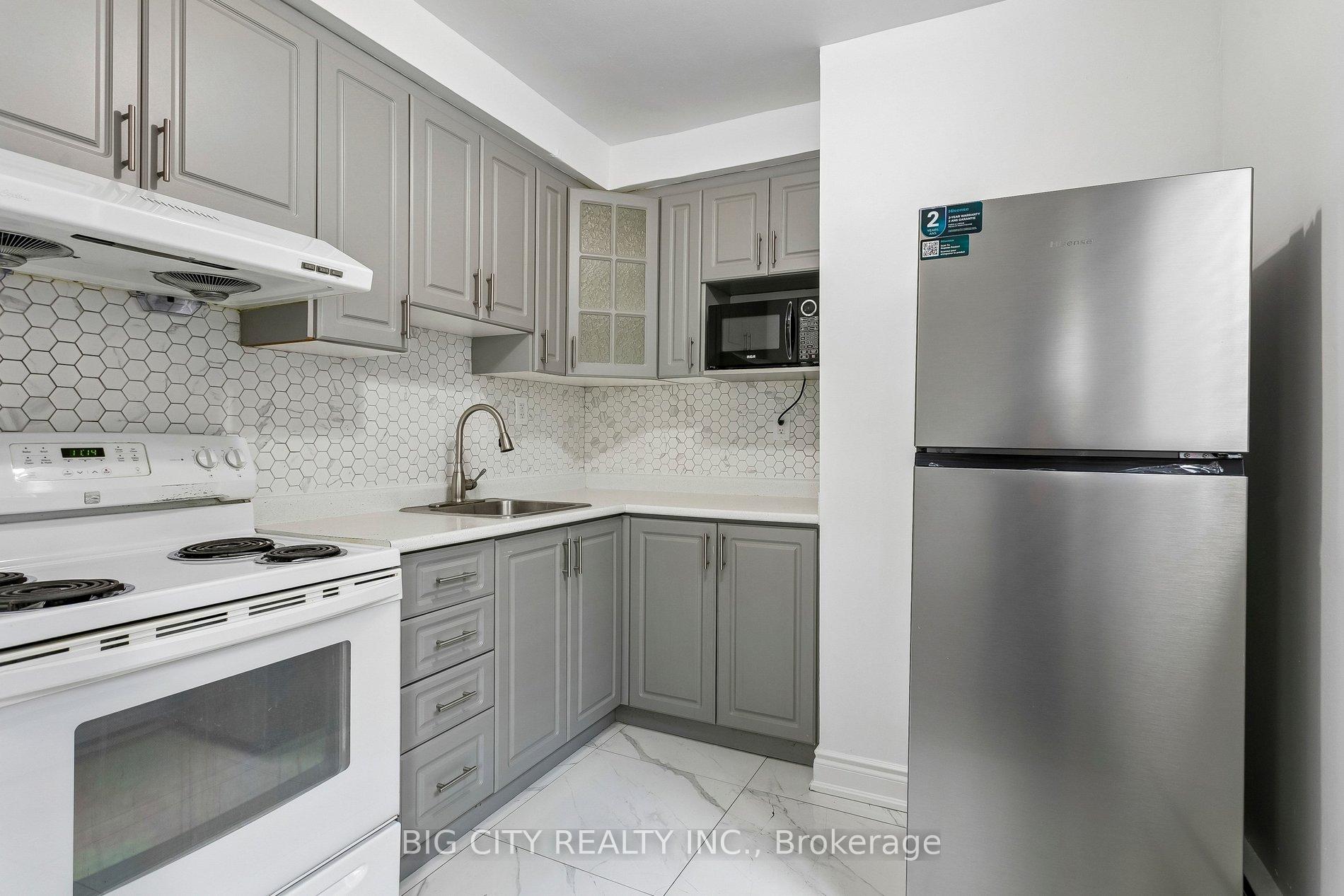 2656 Islington Avenue 2, Toronto W10, ON M9V 2X5 — Toronto W10, Ontario