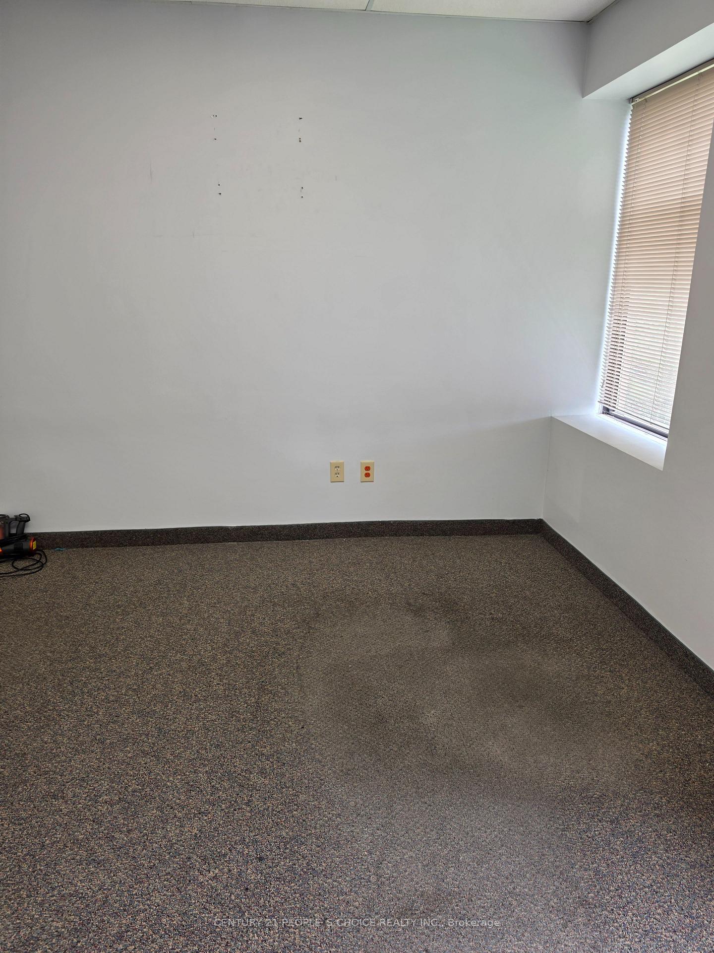 14 Haas Road 204, Toronto W10 — photo 4 of 5