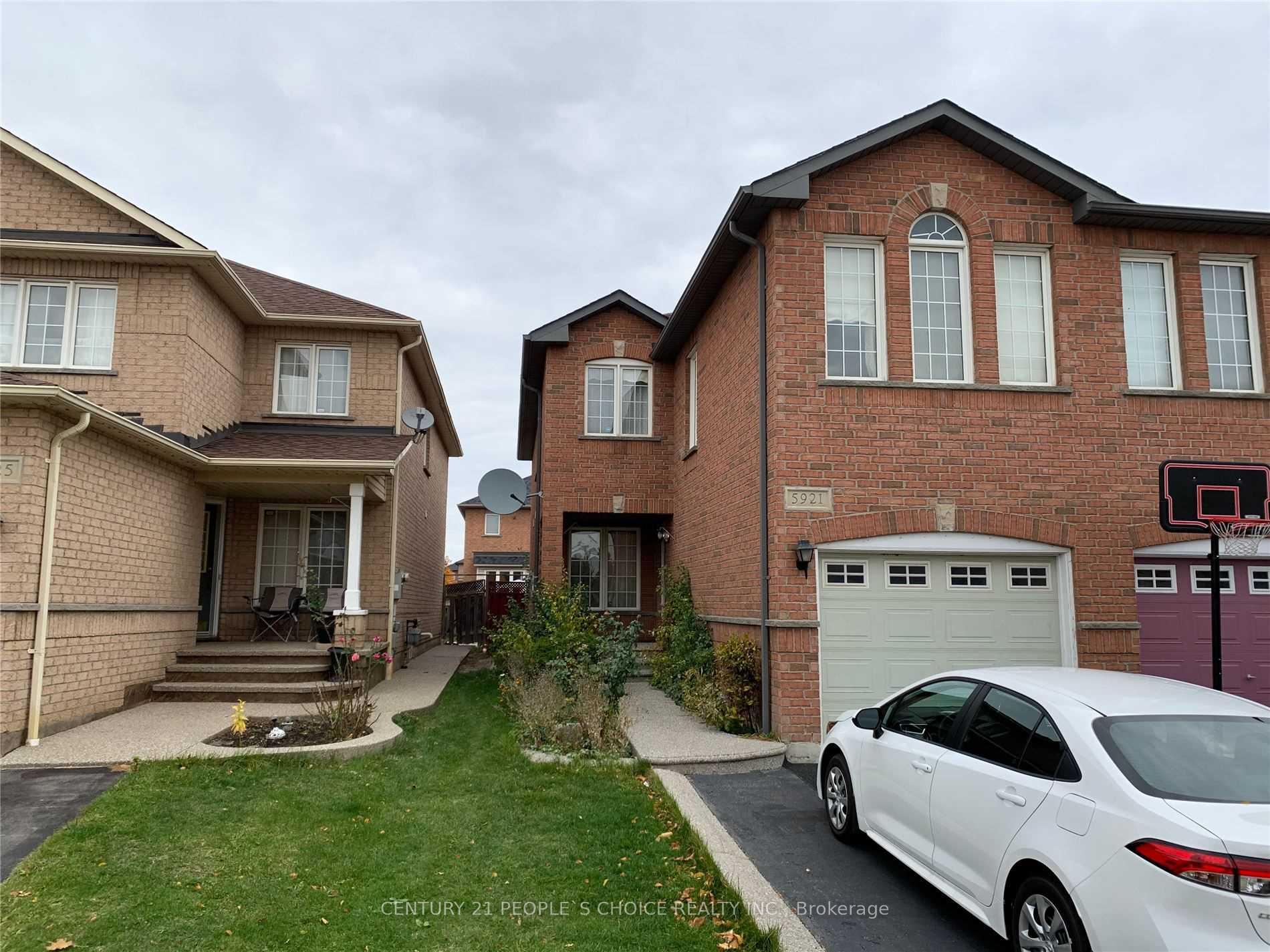 5921 Stonebriar Crescent Bsmt, Mississauga, ON L5V 2T8