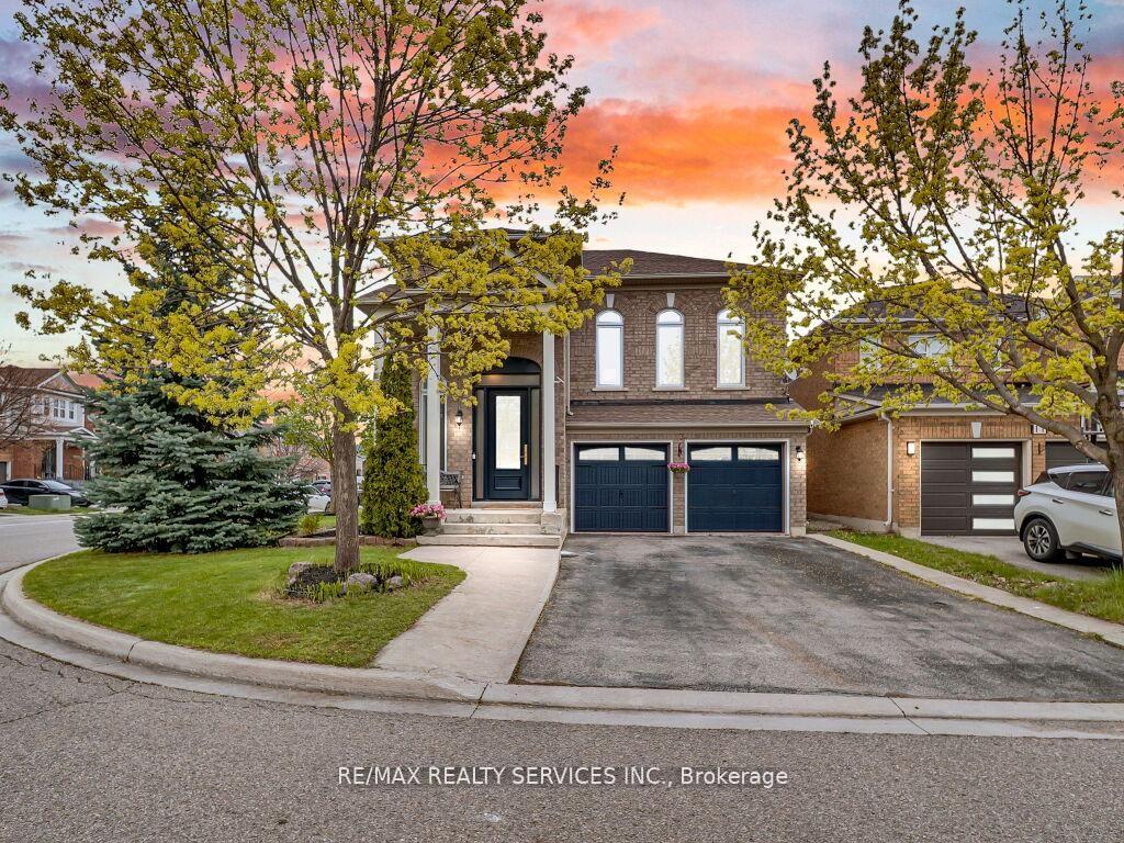13 Mistycreek Crescent, Brampton, ON L7A 3E8