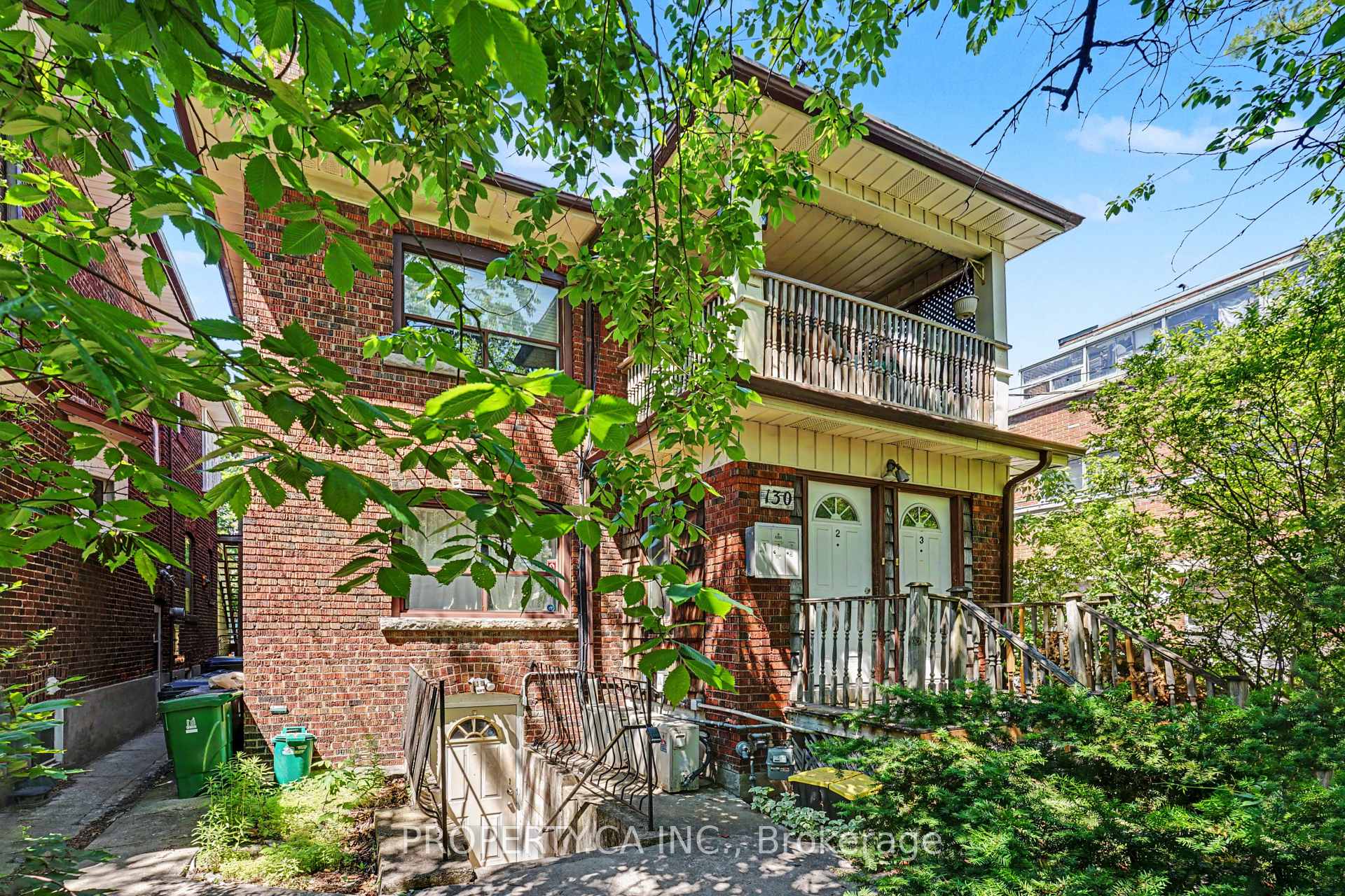 130 Lauder Avenue Lower, Toronto W03, ON M6H 3E5