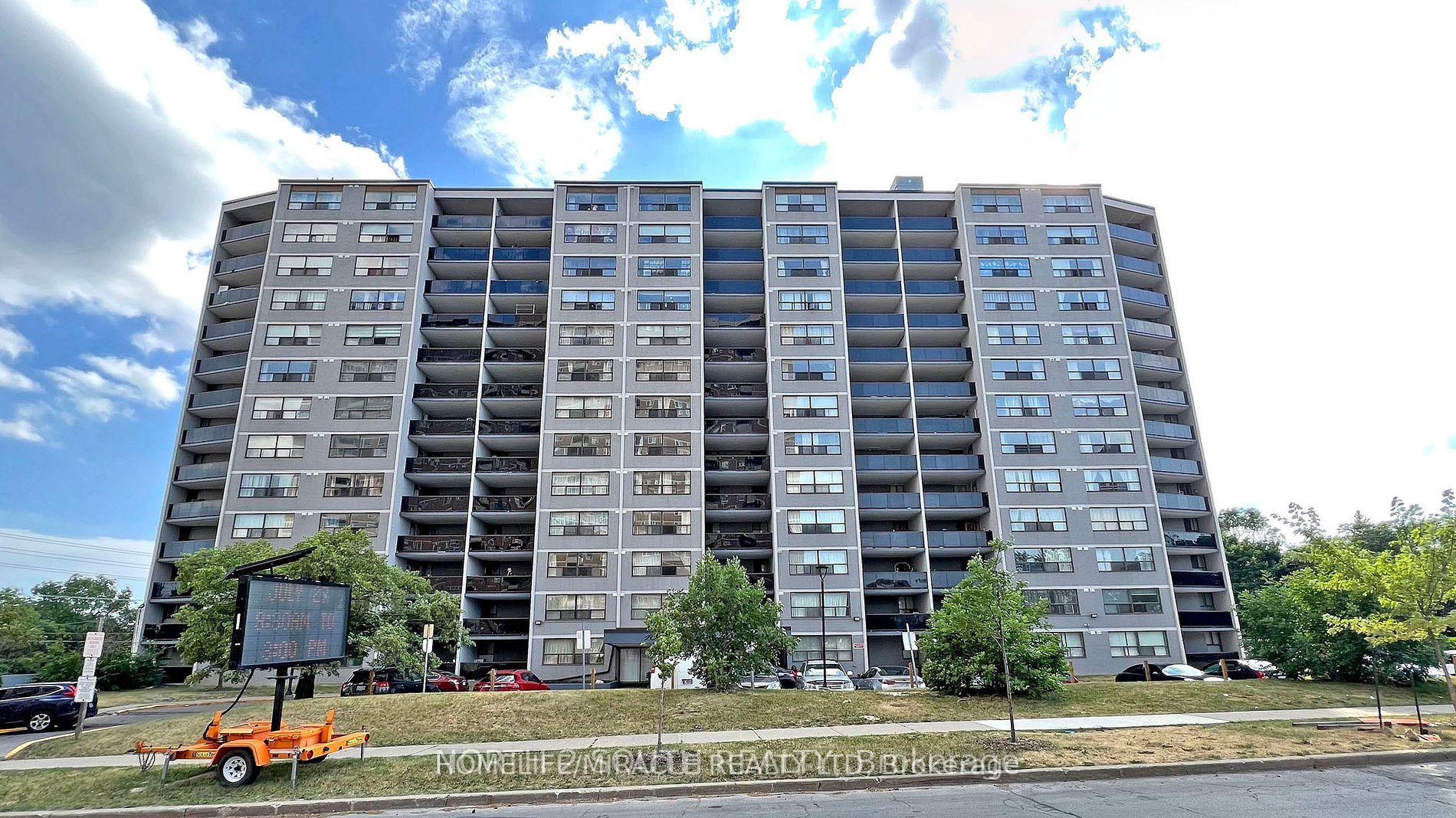 10 Tobermory Drive 1206, Toronto W05, ON M3N 2Y5