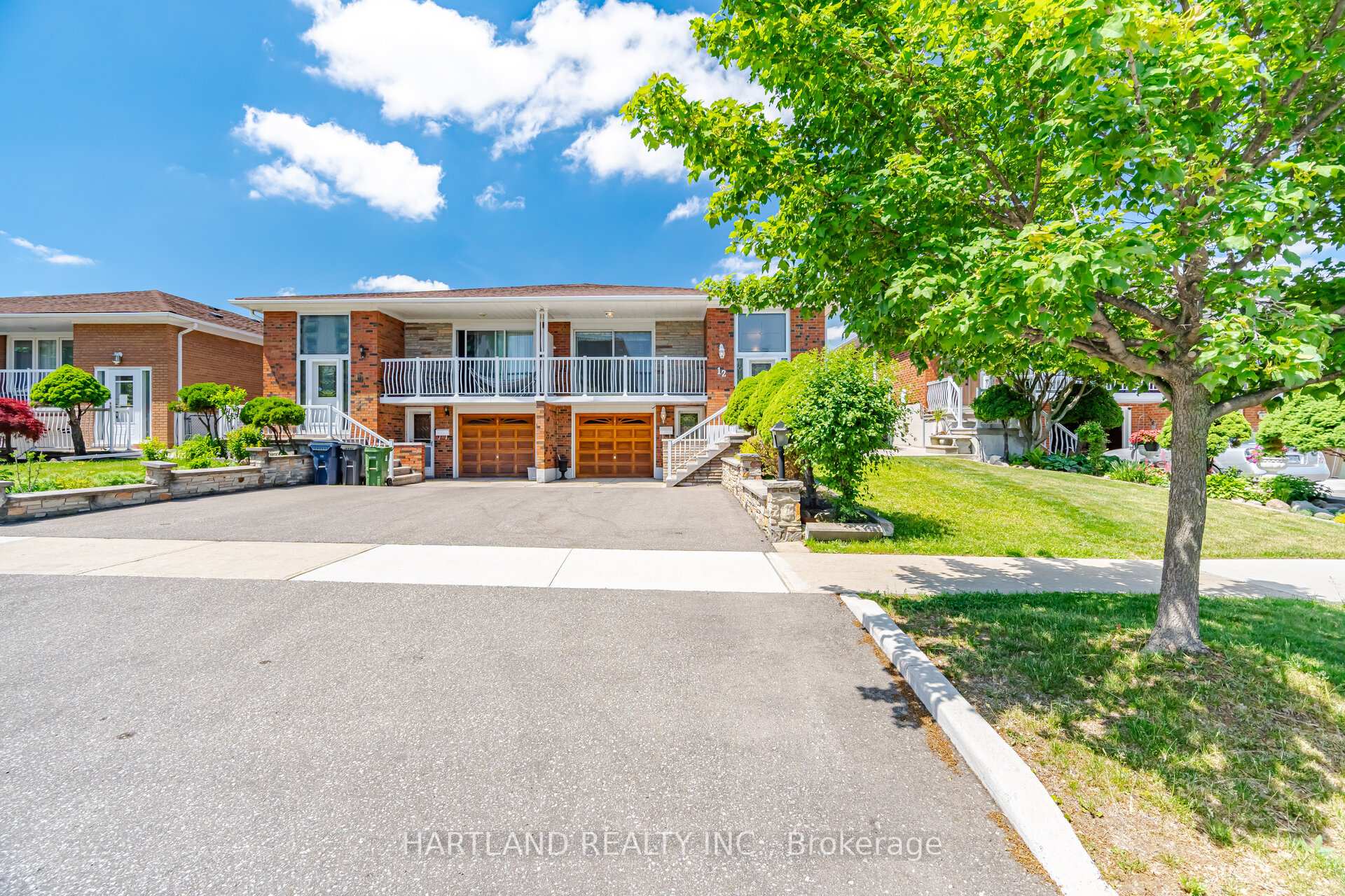 12 Picaro Drive, Toronto W05, ON M3N 2B5