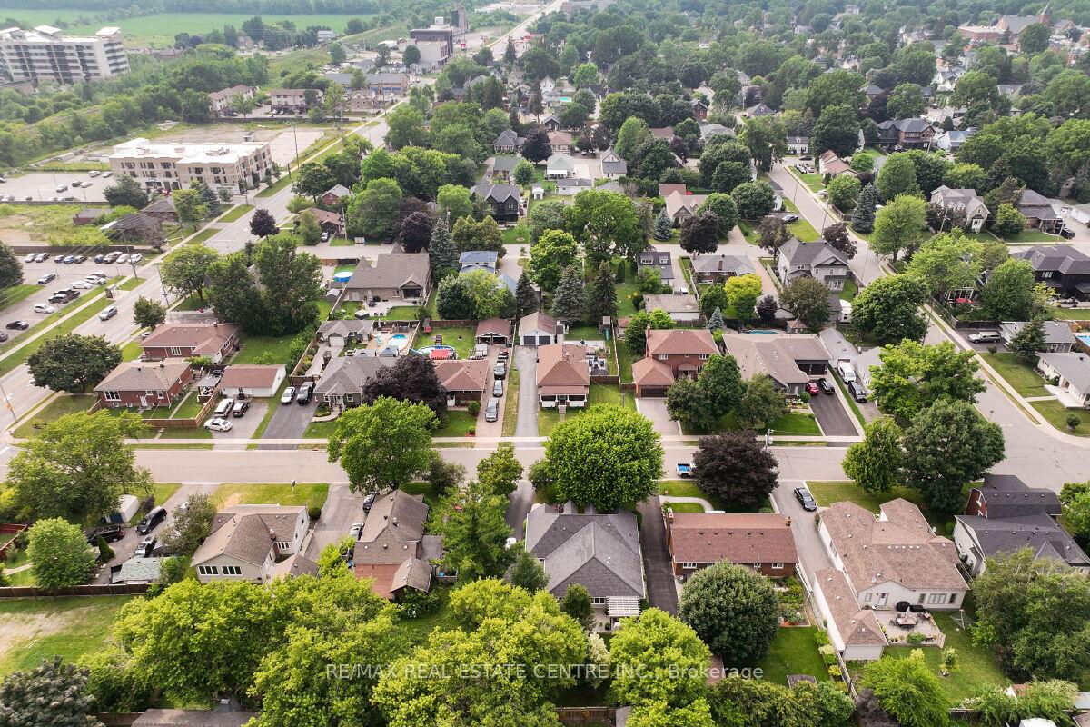 33 MILES Street, Milton, ON L9T 1E5