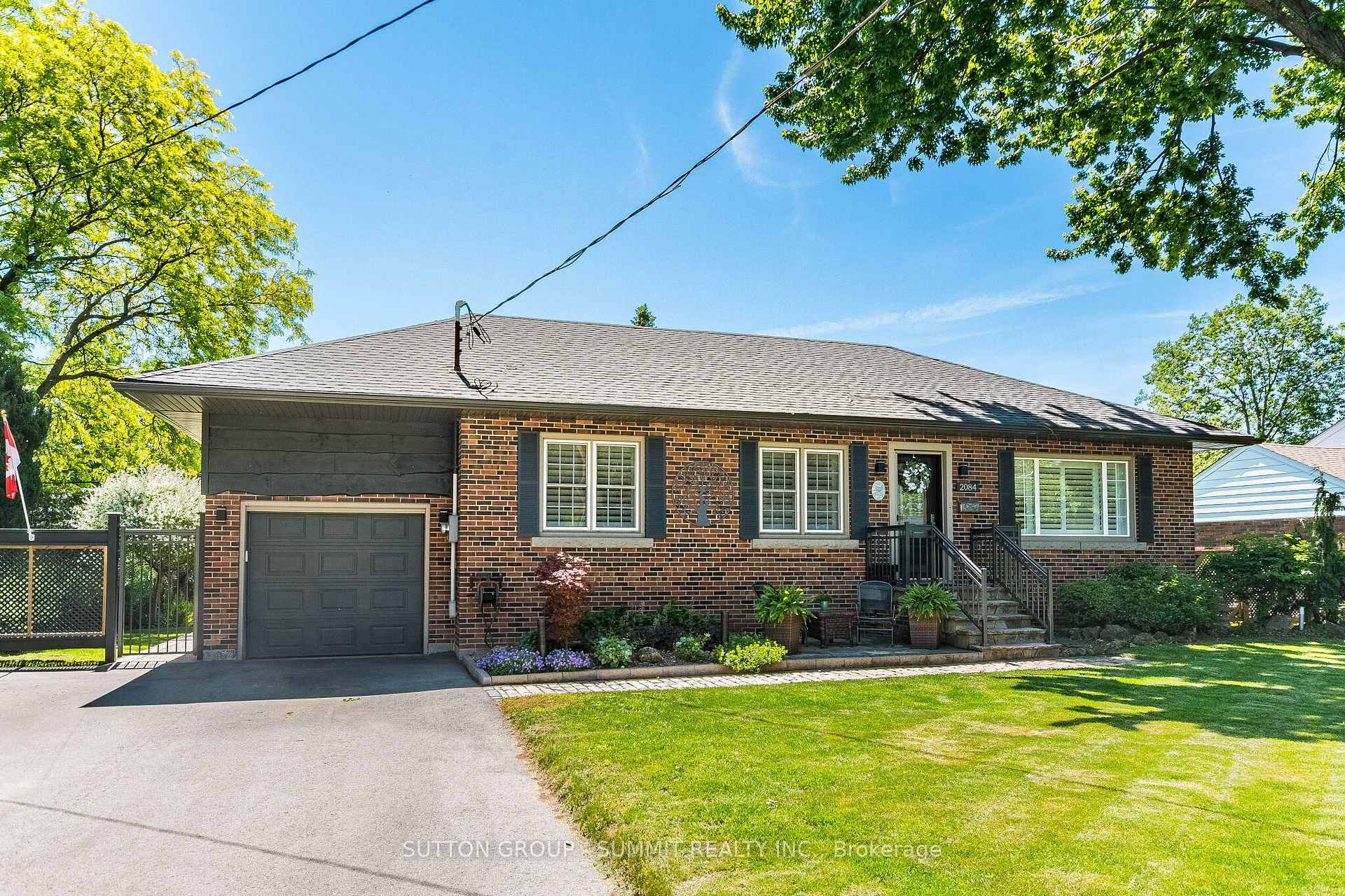 2084 EDINBURGH Drive, Burlington, ON L7R 2C9