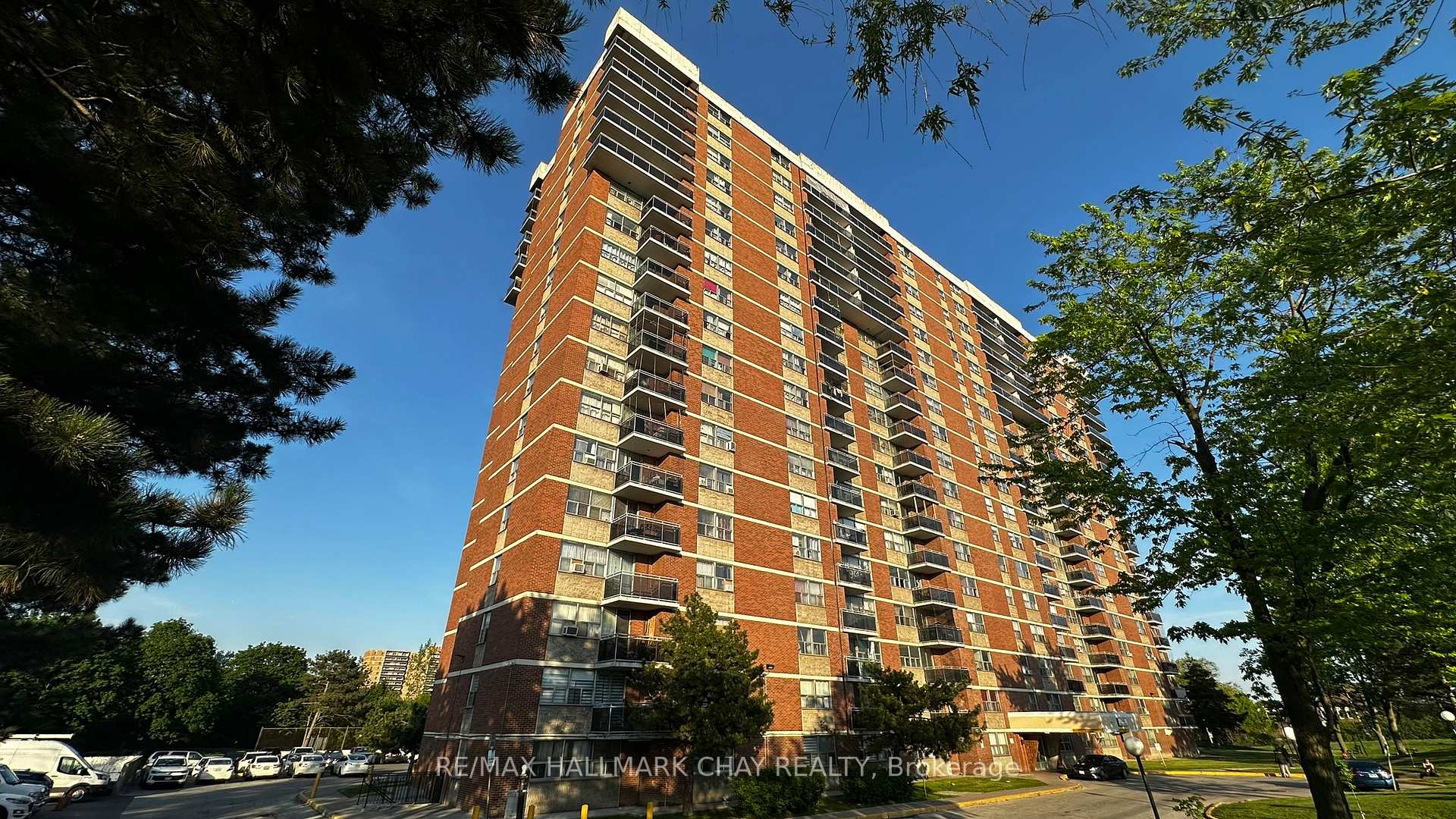 2645 Kipling Avenue 905, Toronto W10, ON M9V 3S6 — Toronto W10, Ontario