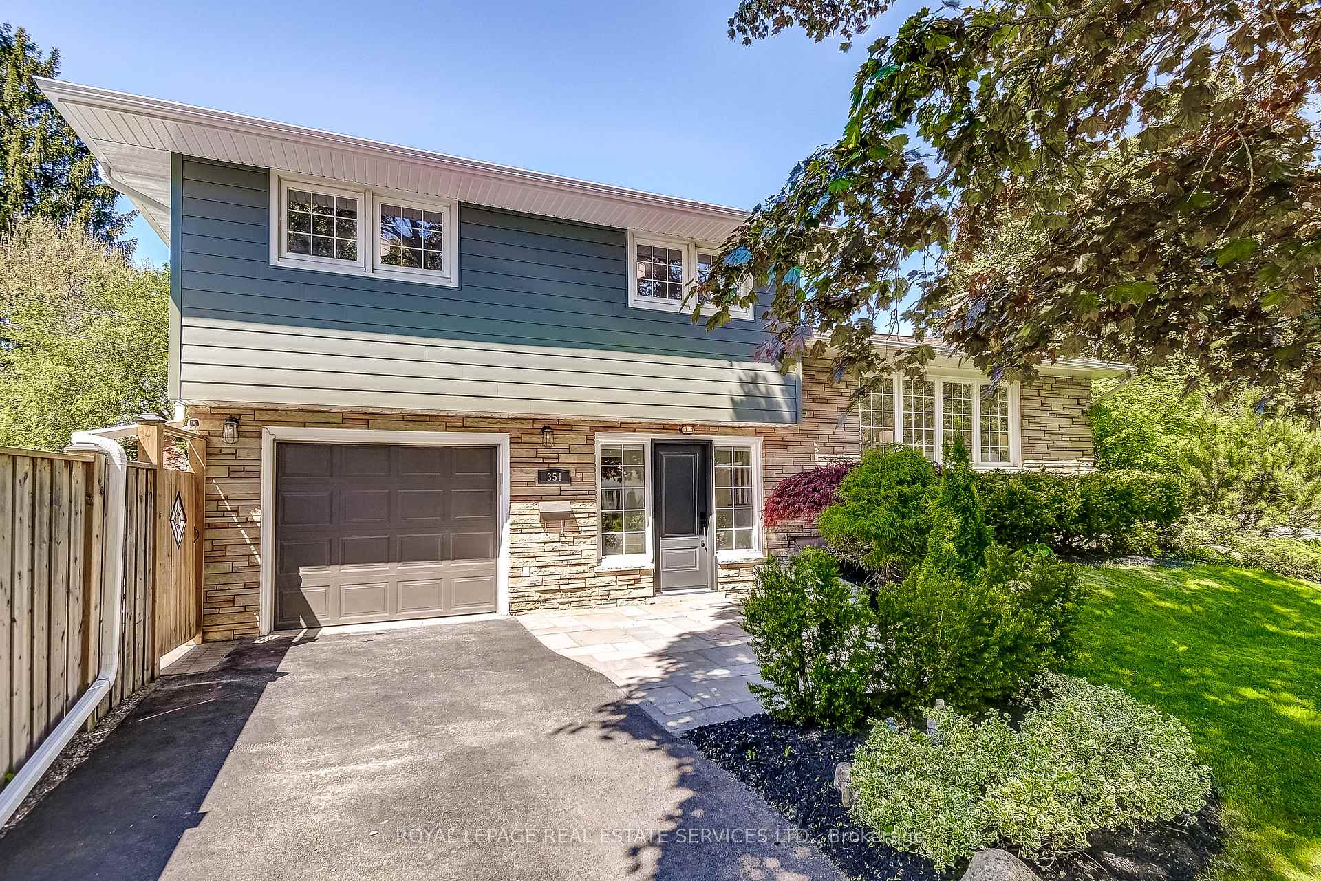 351 Strathcona Drive, Burlington, ON L7L 2E4