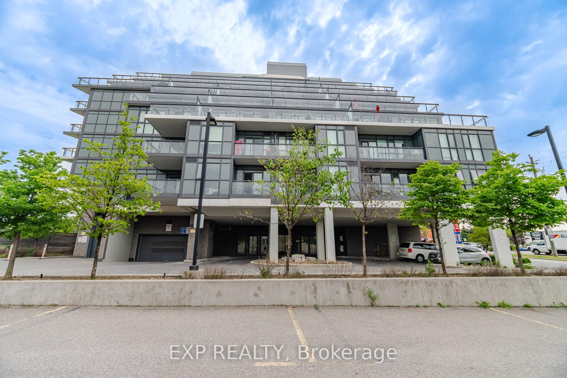 16 McAdam Avenue 306, Toronto W04, ON M6A 0B9