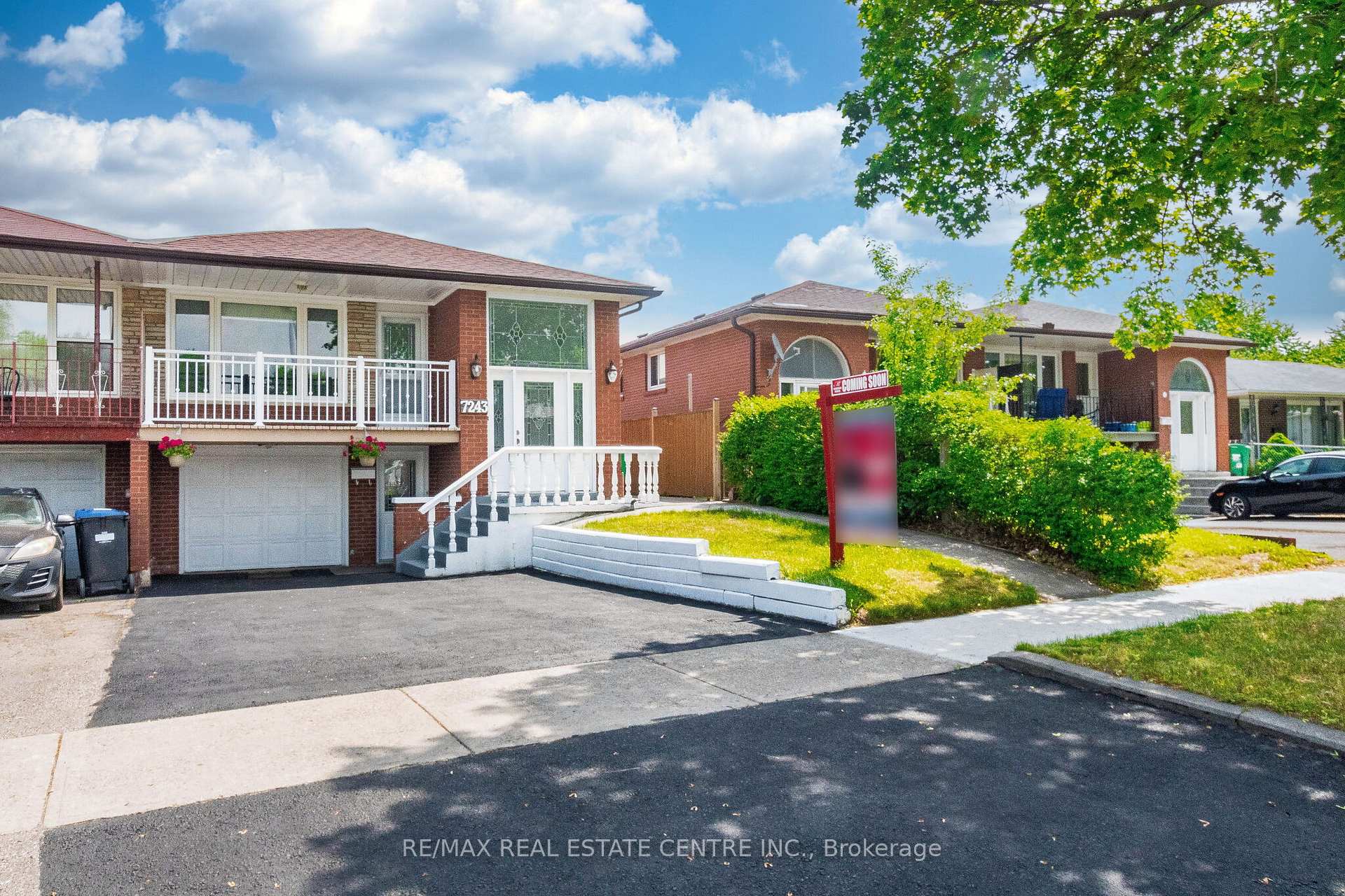 7243 Reindeer Drive, Mississauga, ON L4T 2M6