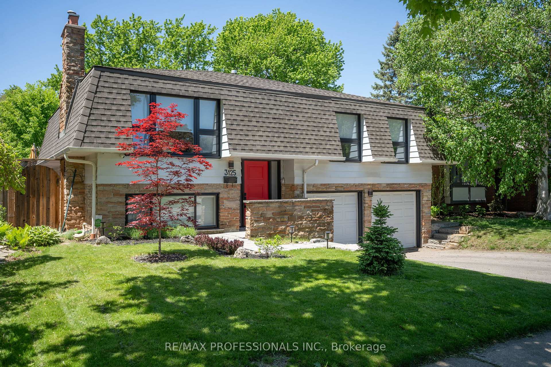 3125 Riverview Street, Oakville, ON L6L 5J6