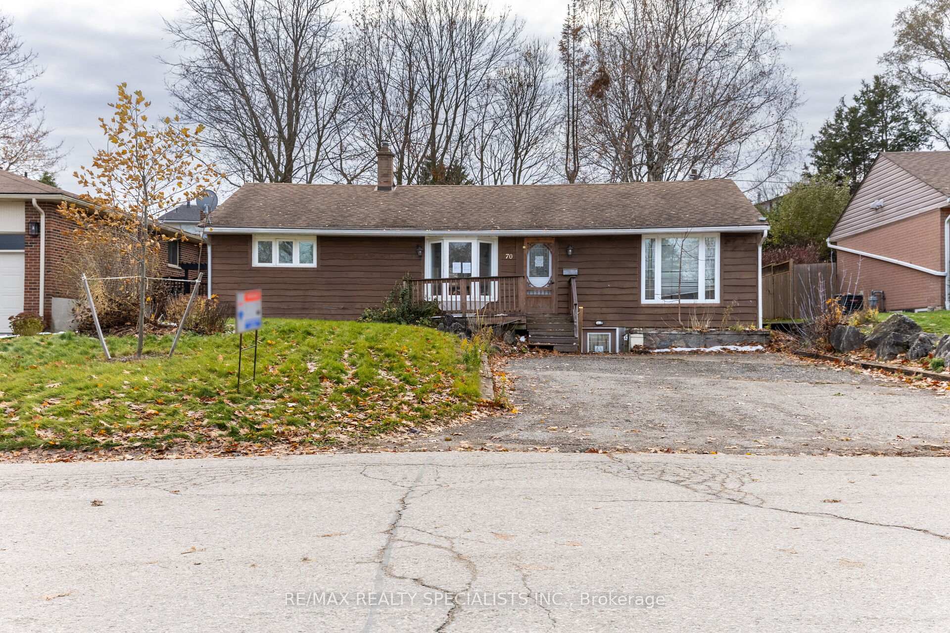 70 Bythia Street, Orangeville, ON L9W 2S5