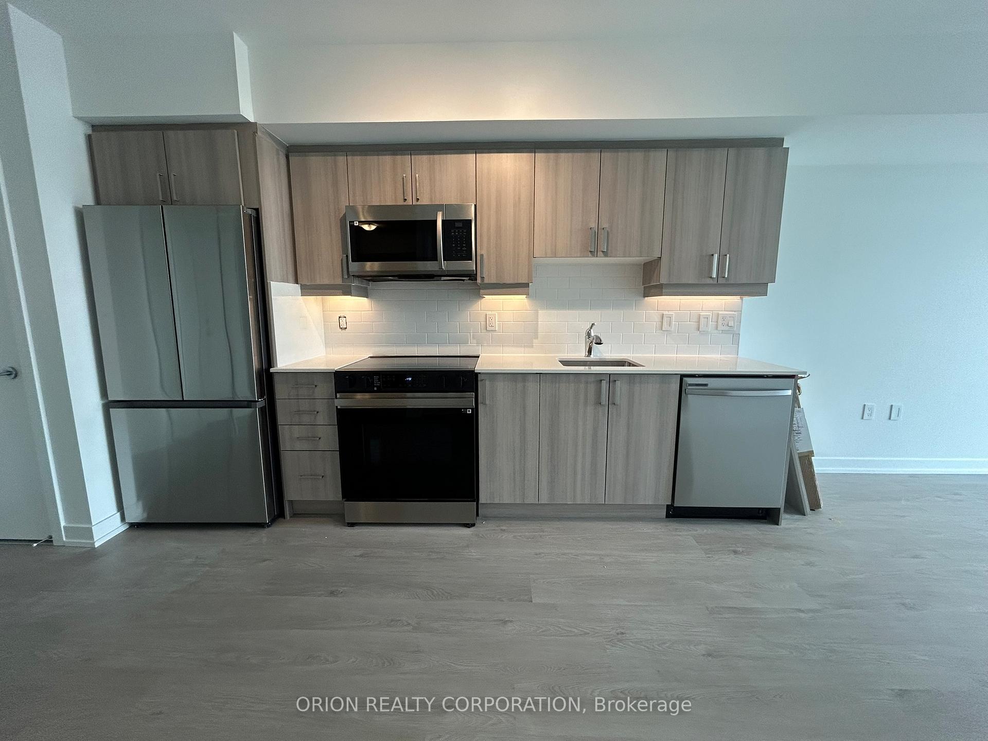 556 Marlee Avenue 712, Toronto W04, ON M6B 0B1
