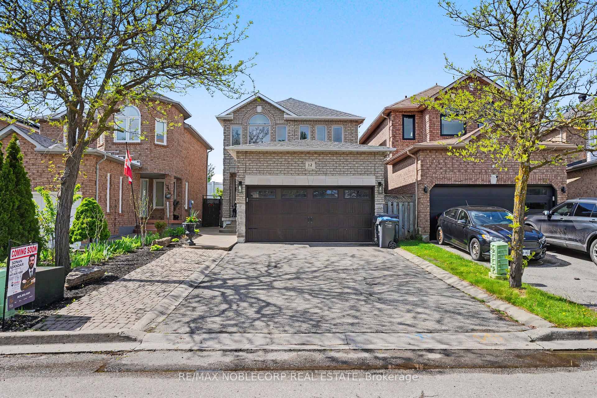 12 Waterbury Street, Caledon, ON L7E 1X2