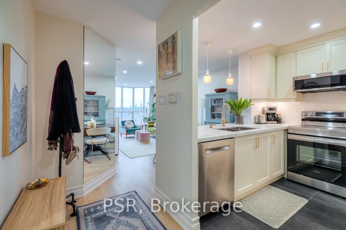 2285 Lake Shore Boulevard W 1409, Toronto W06, ON M8V 3X9
