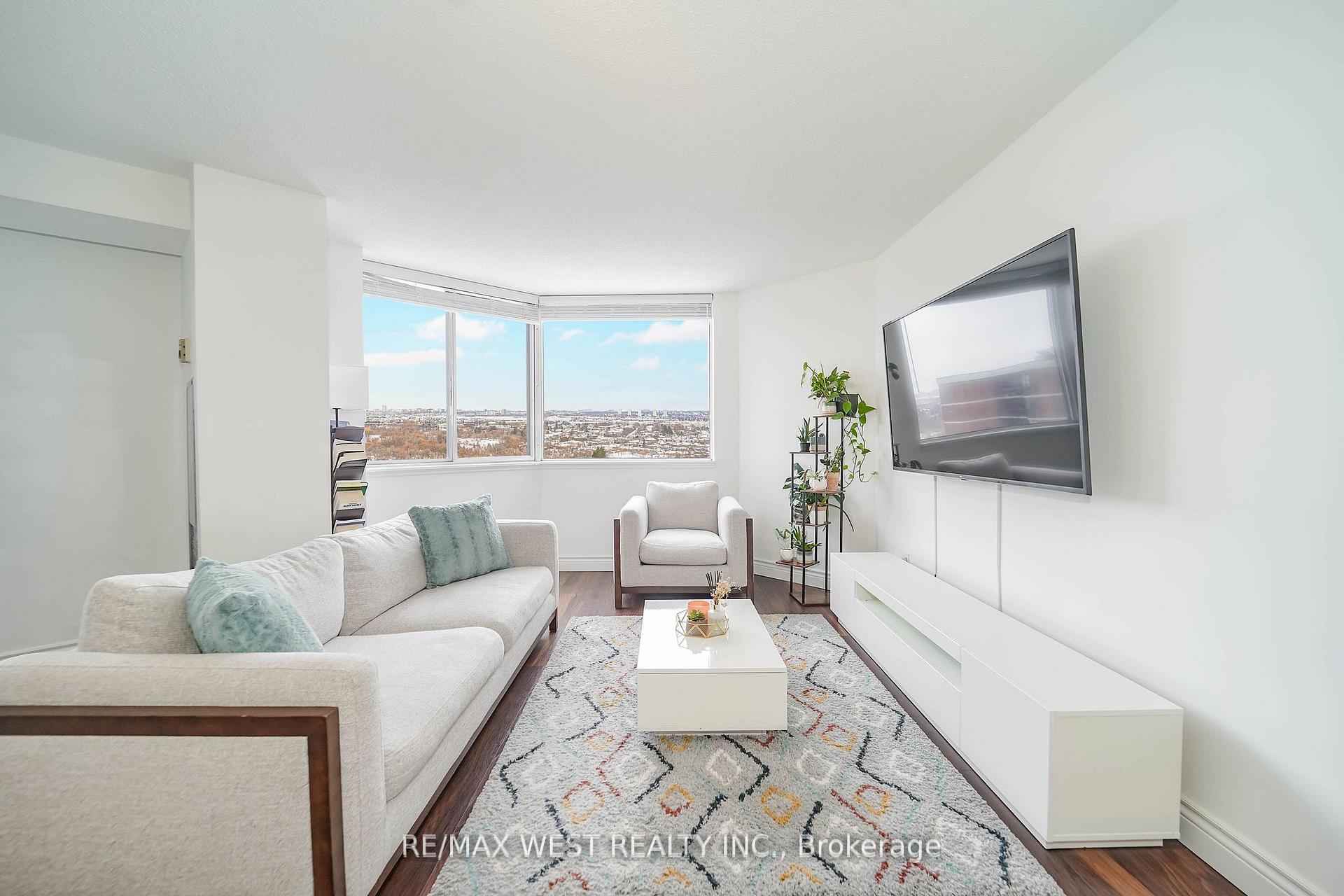 234 Albion Road PH10, Toronto W10 — photo 3 of 5